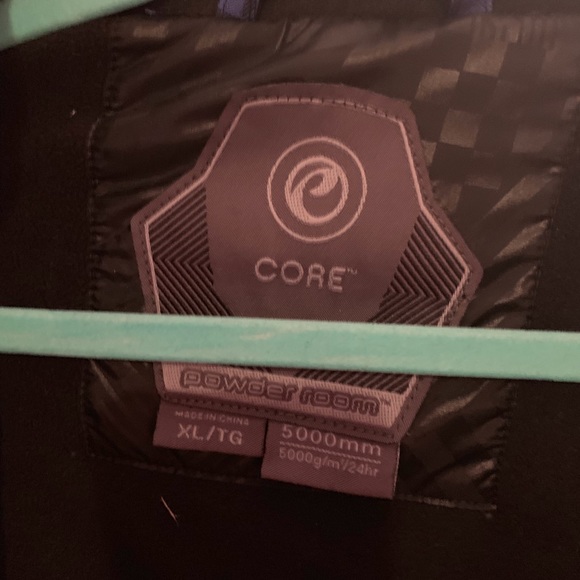 Women’s Core-Power Room winter coat - Picture 3 of 8